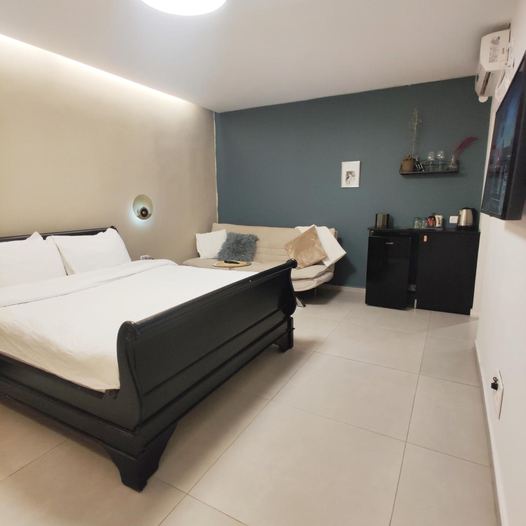Urbanica Carmel- Apartments Haifa Habitación foto